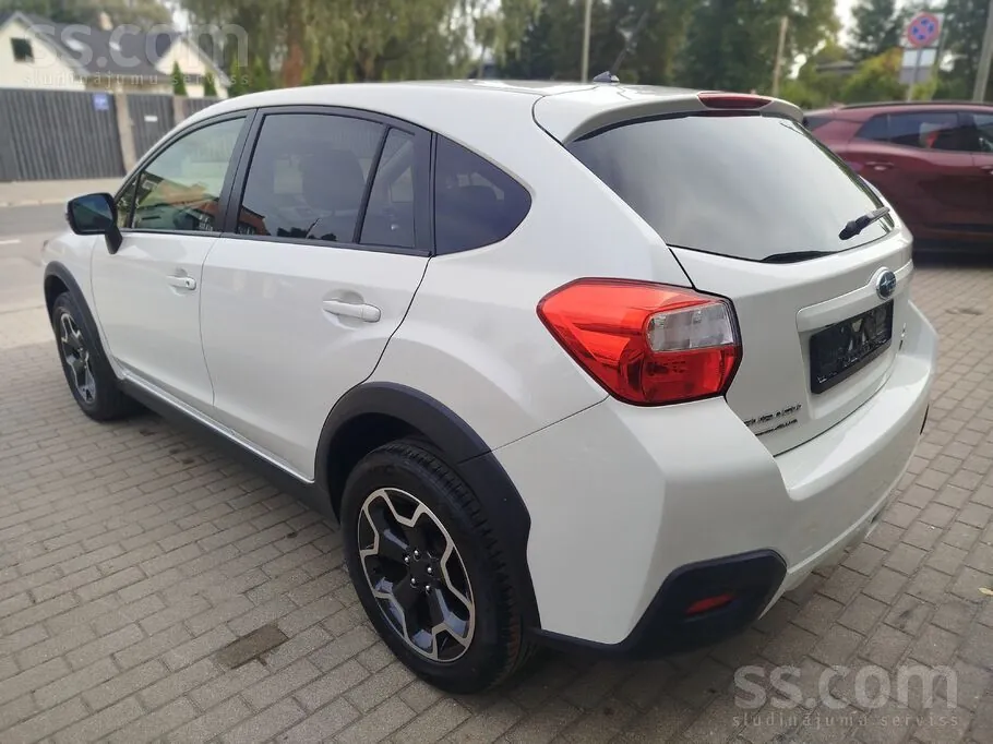 Subaru Xv 2014 photo 3