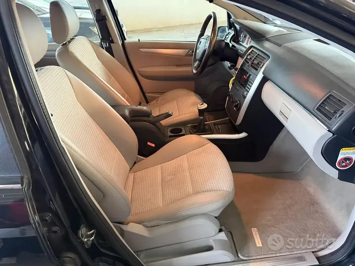 Mercedes-Benz B 2007 photo 5