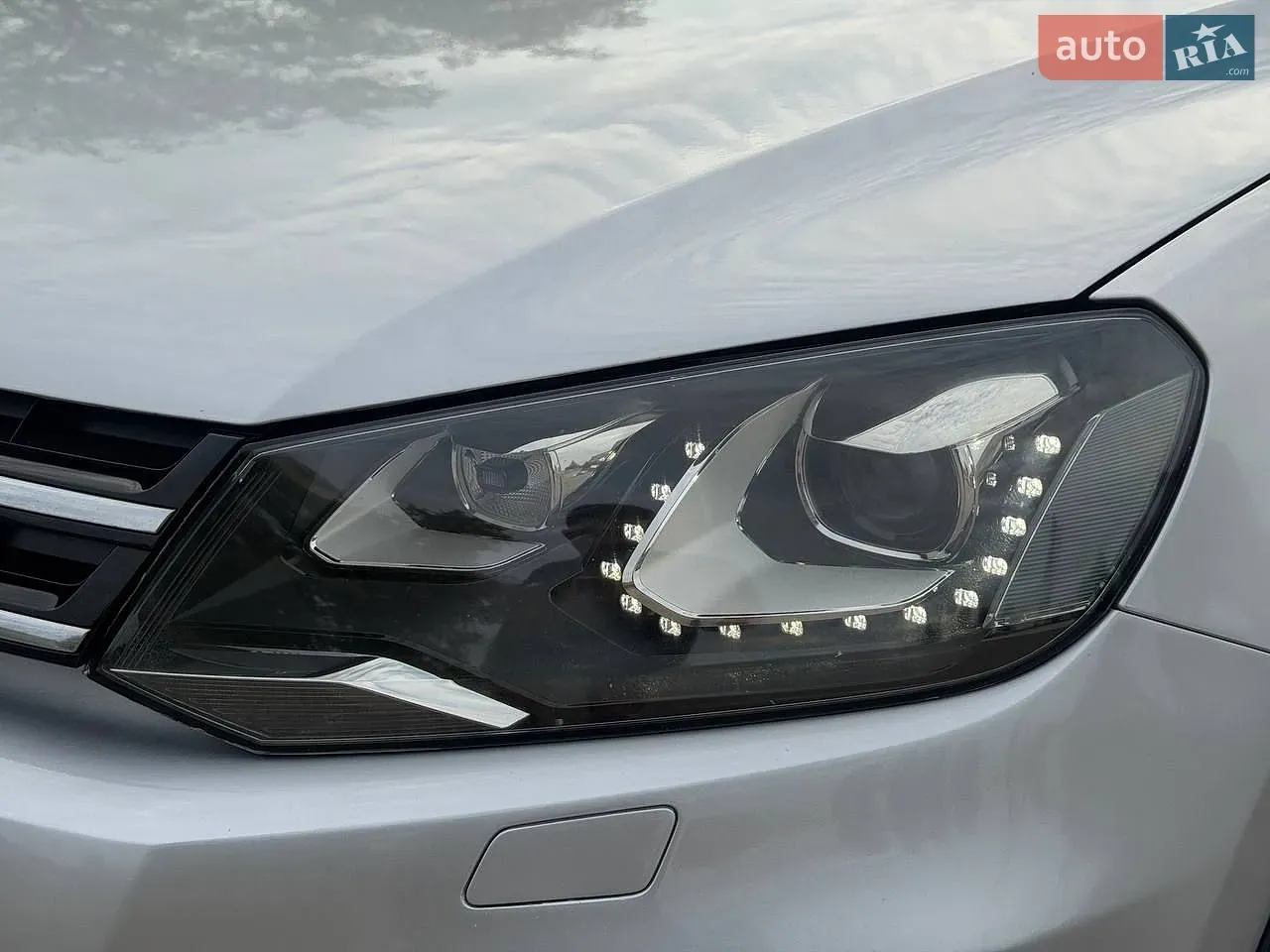 Volkswagen Touareg 2013 photo 4