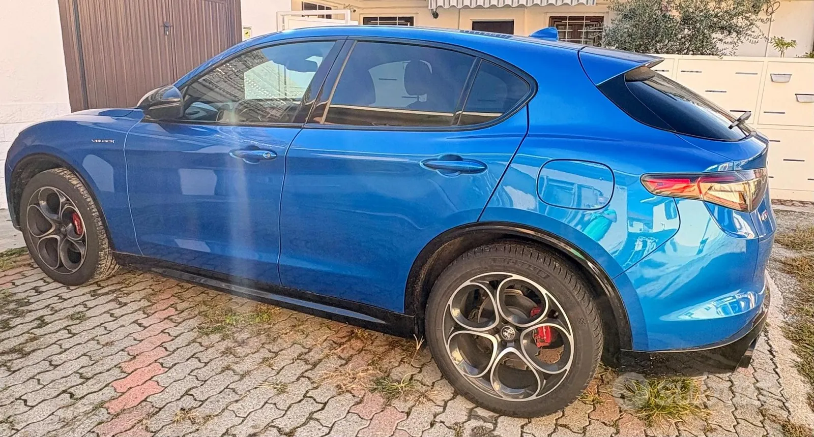Alfa Romeo Stelvio 2023 photo 3