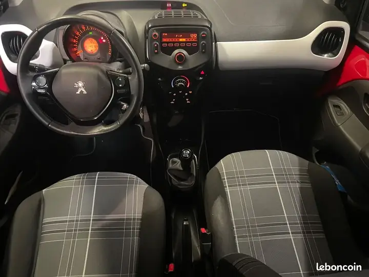 Peugeot 108 2017 photo 3