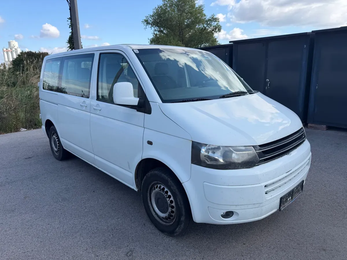 Volkswagen T5 2008 photo 2