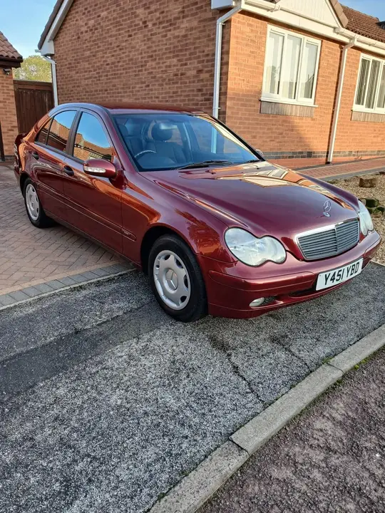 Mercedes-Benz C-Class 2001 photo 2
