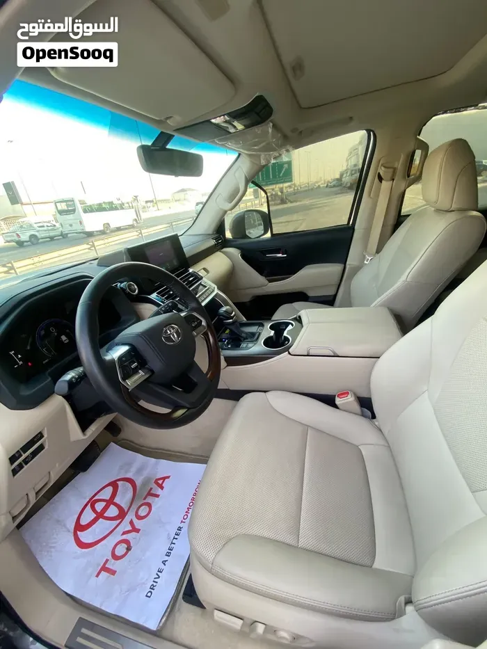 Toyota Land Cruiser 2025 photo 3