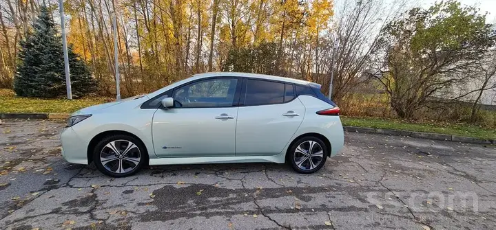 Nissan Leaf 2018 photo 4