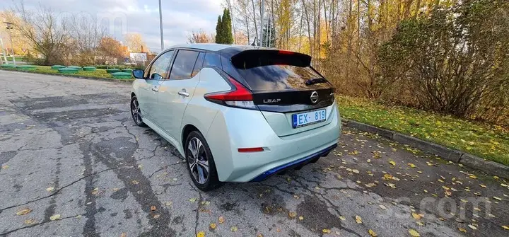 Nissan Leaf 2018 photo 5
