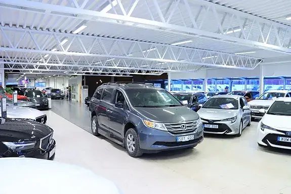 Honda Odyssey 2012 photo 3
