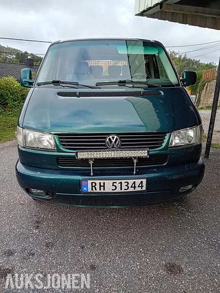 Volkswagen Caravelle 1998 photo 2