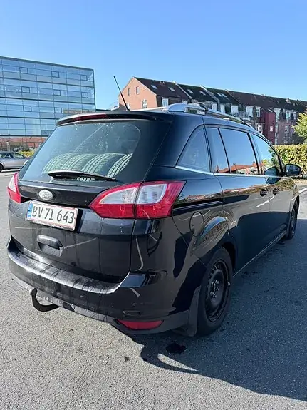 Ford Grand C-Max 2011 photo 3