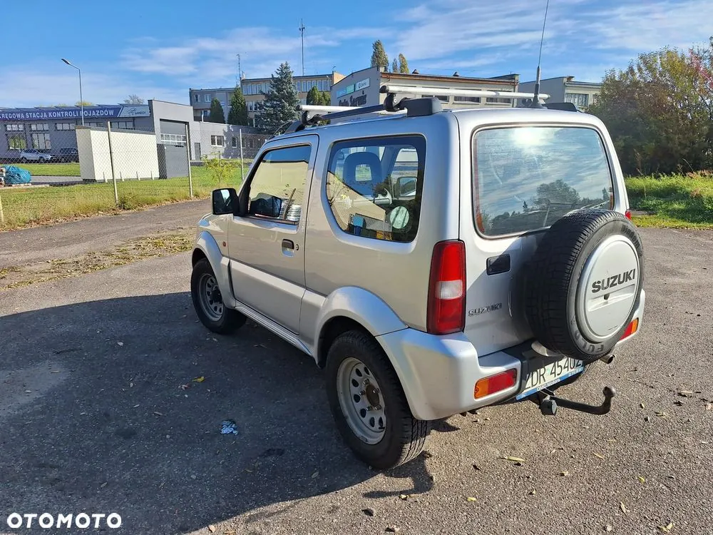 Suzuki Jimny 2010 photo 5
