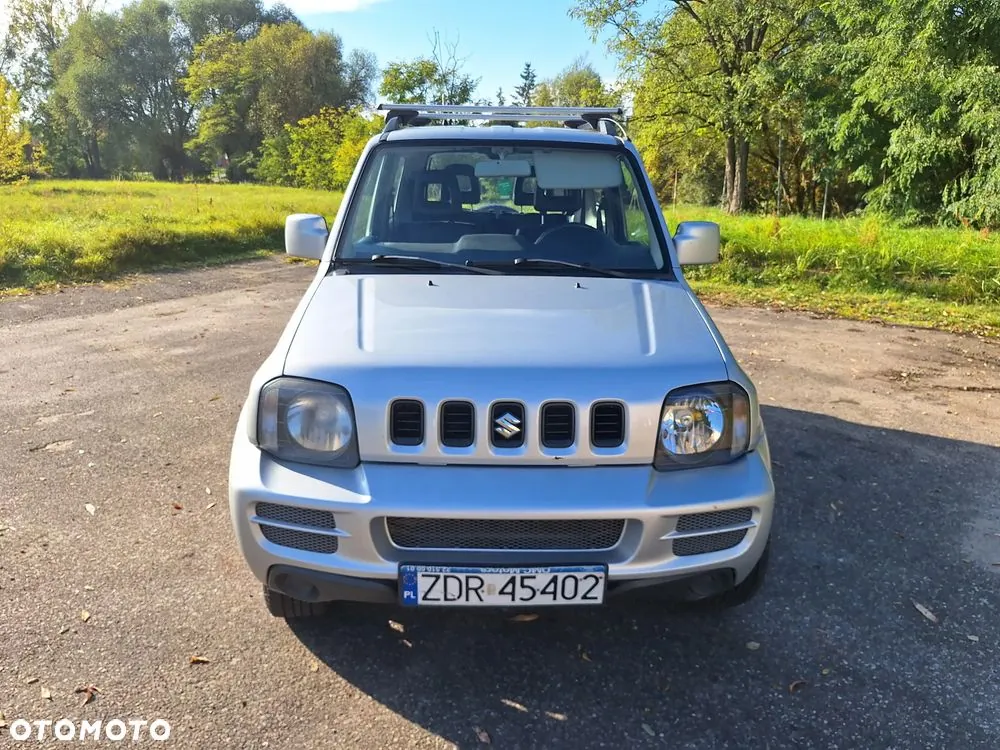 Suzuki Jimny 2010 photo 3