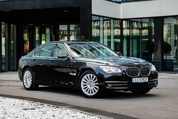 BMW 730D 2013 photo 3