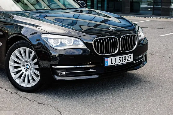 BMW 730D 2013 photo 4