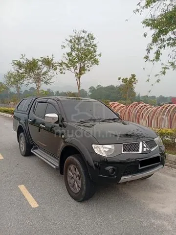 Mitsubishi Triton