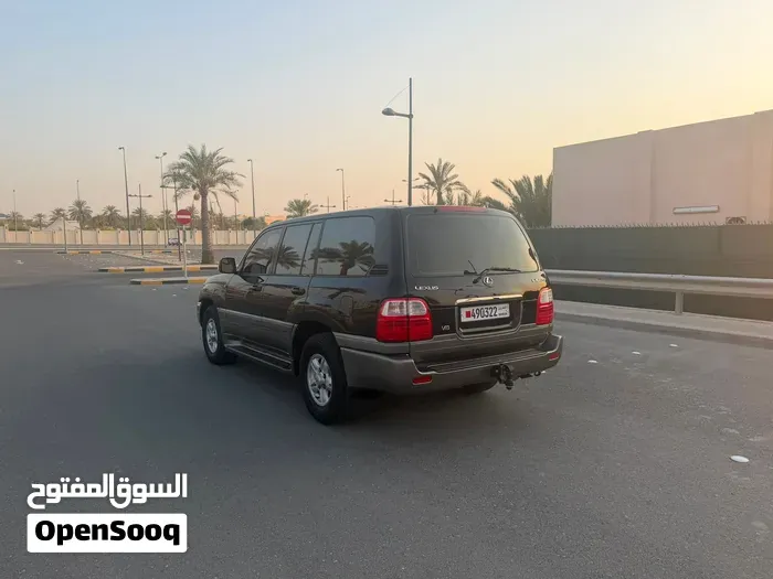 Lexus Lx 2001 photo 2