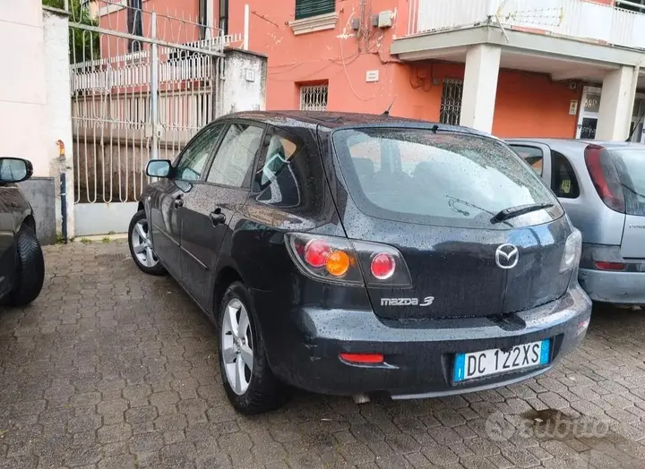 Mazda 3 2006 photo 2