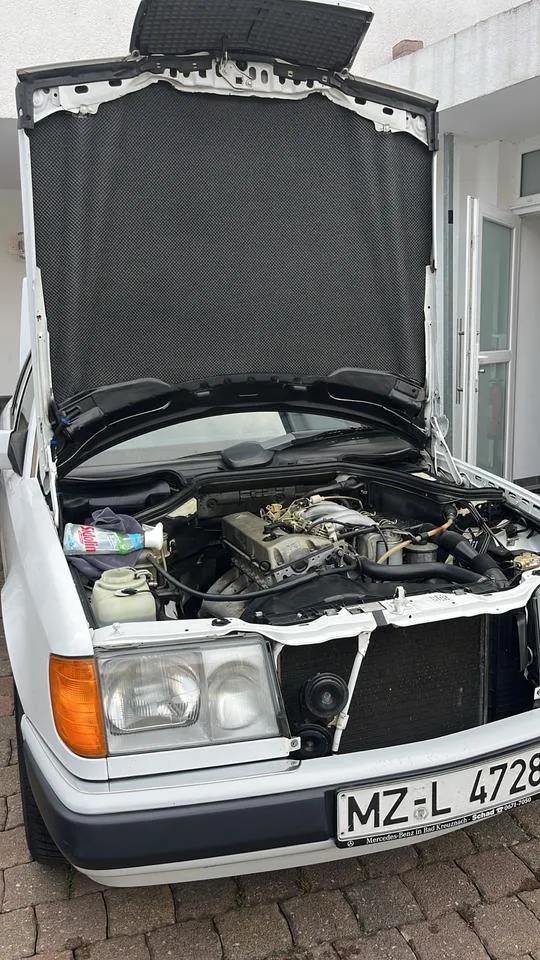 Mercedes-Benz W124