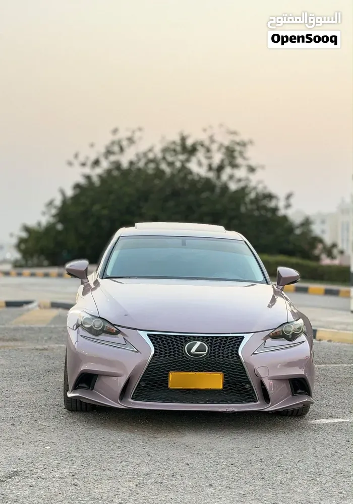 Lexus Is 2015 photo 2