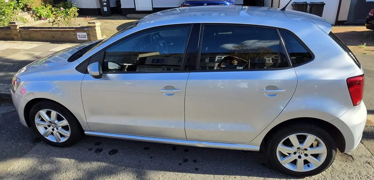 Volkswagen Polo 2011 photo 5