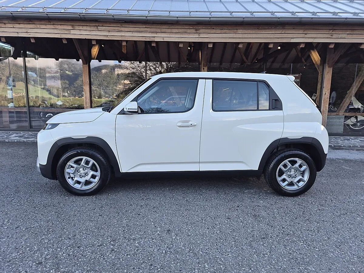Hyundai Inster 2026 photo 2