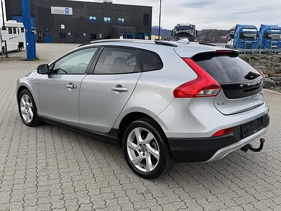 Volvo V40 Cross Country 2014 photo 4