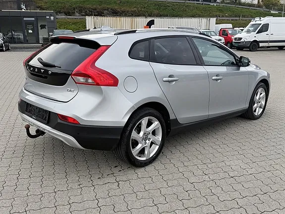 Volvo V40 Cross Country 2014 photo 3