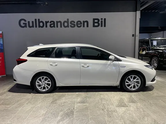 Toyota Auris 2016 photo 4