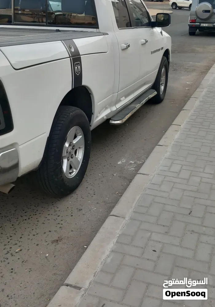 Dodge Ram Limited 2012 photo 4