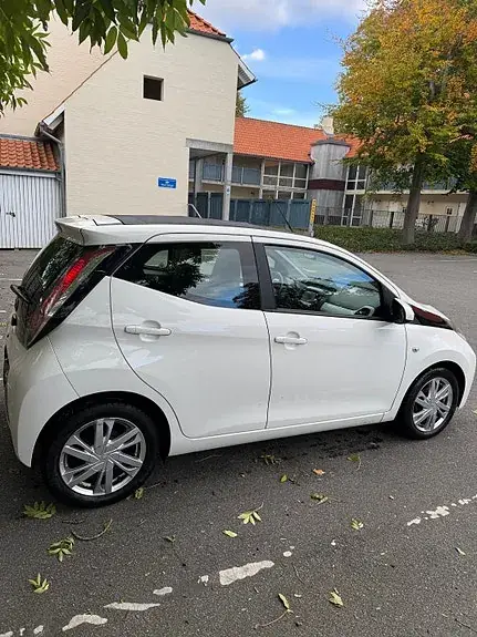 Toyota Aygo 2015 photo 4