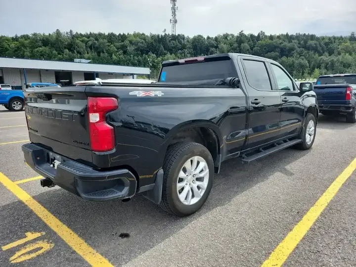 Chevrolet Silverado 1500 2024 photo 4