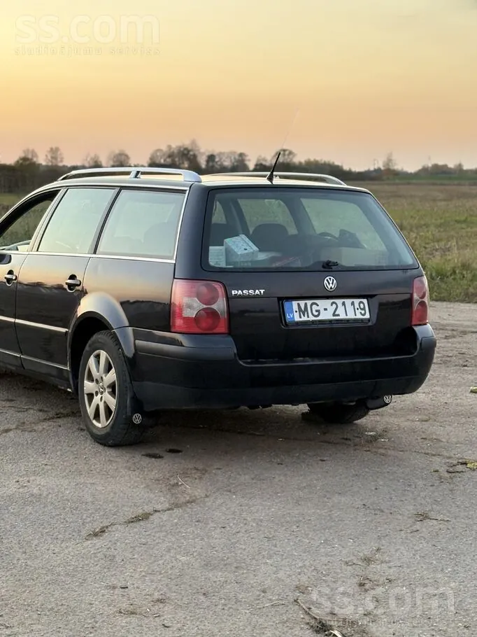 Volkswagen Passat 2004 photo 5