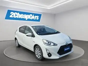 Toyota Aqua 2015 photo 4