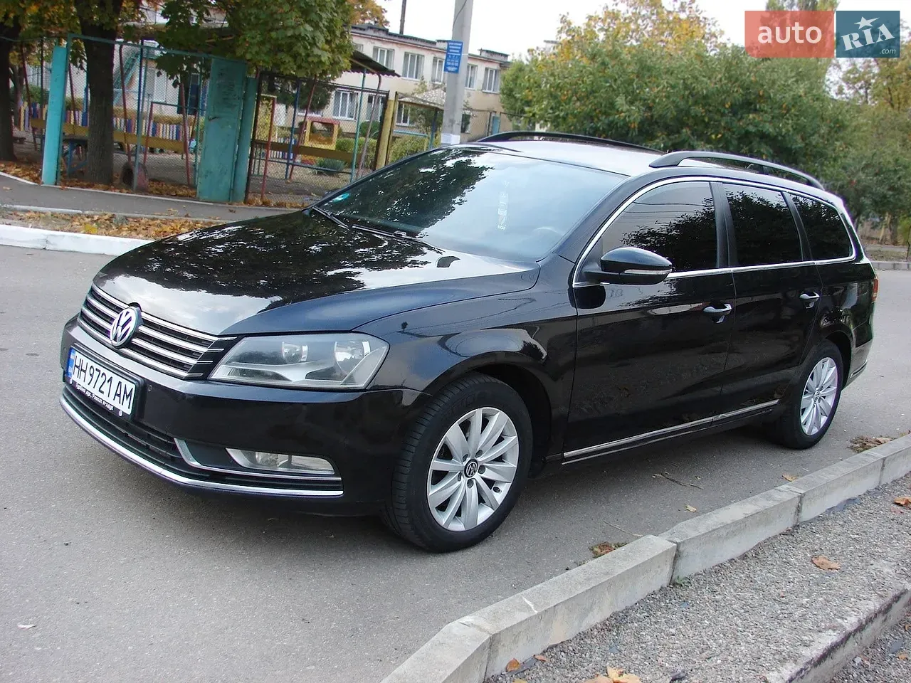 Volkswagen Passat 2014 photo 2