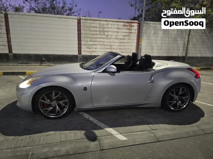 Nissan 370Z 2013 photo 2