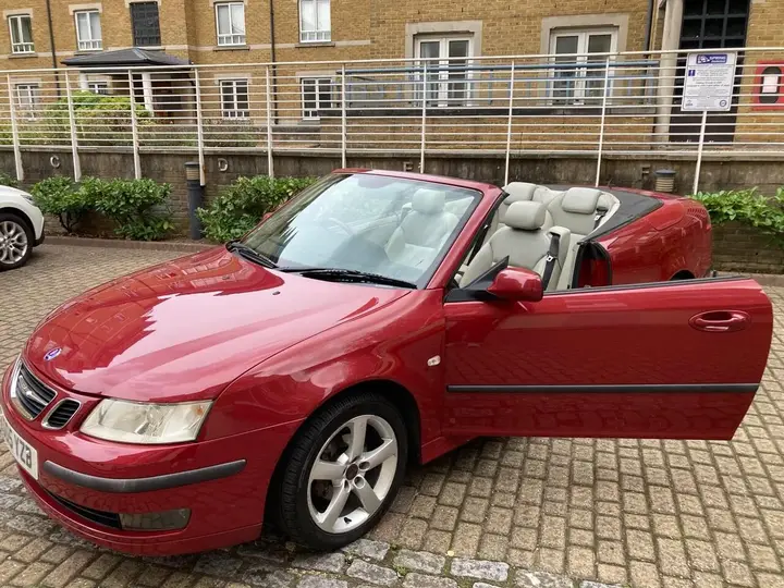 Saab 9-3 2005 photo 3
