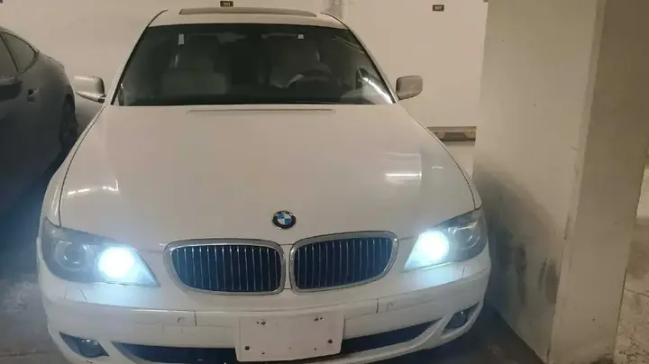 BMW 7 Series 2006 photo 2