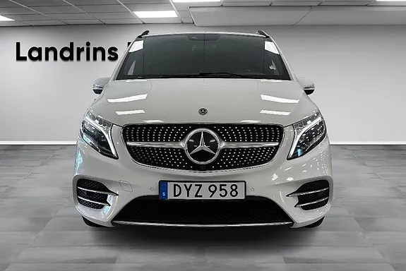 Mercedes-Benz V300 2020 photo 2