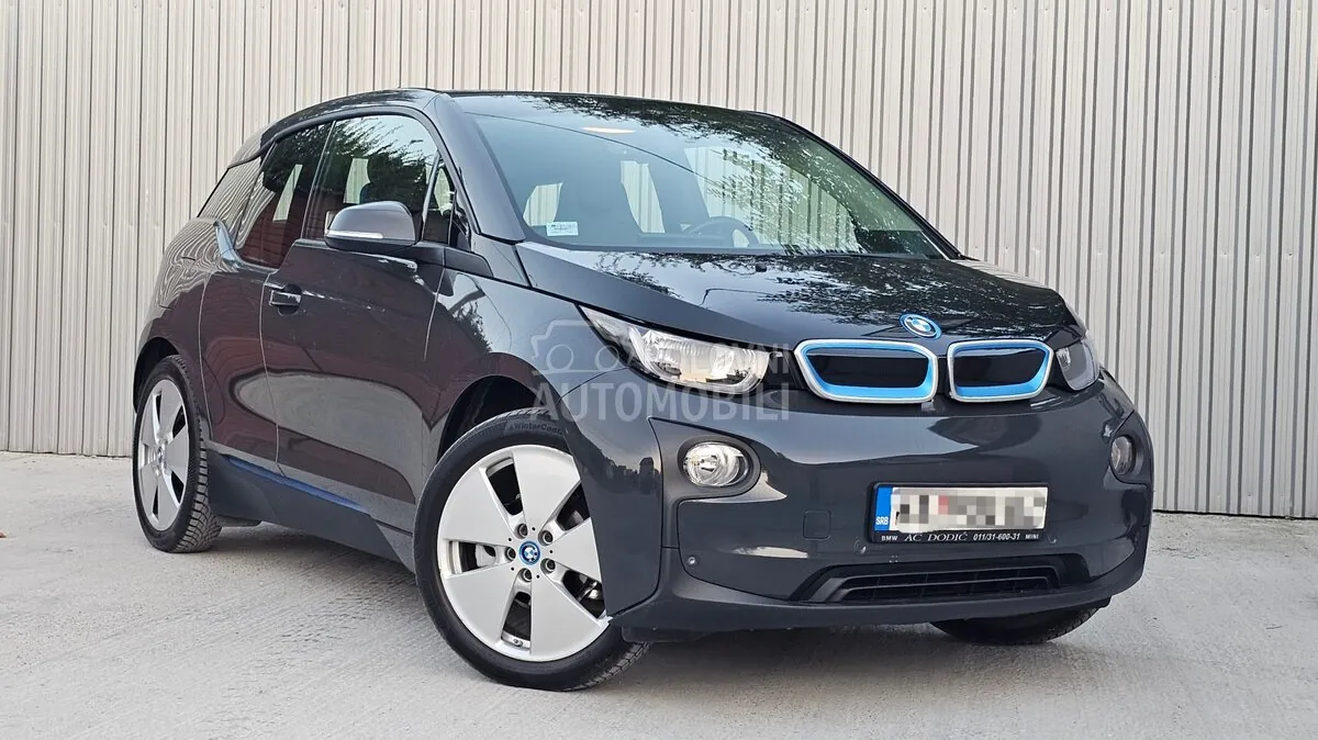 BMW I3
