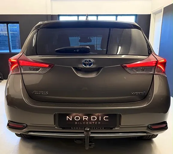 Toyota Auris 2018 photo 5