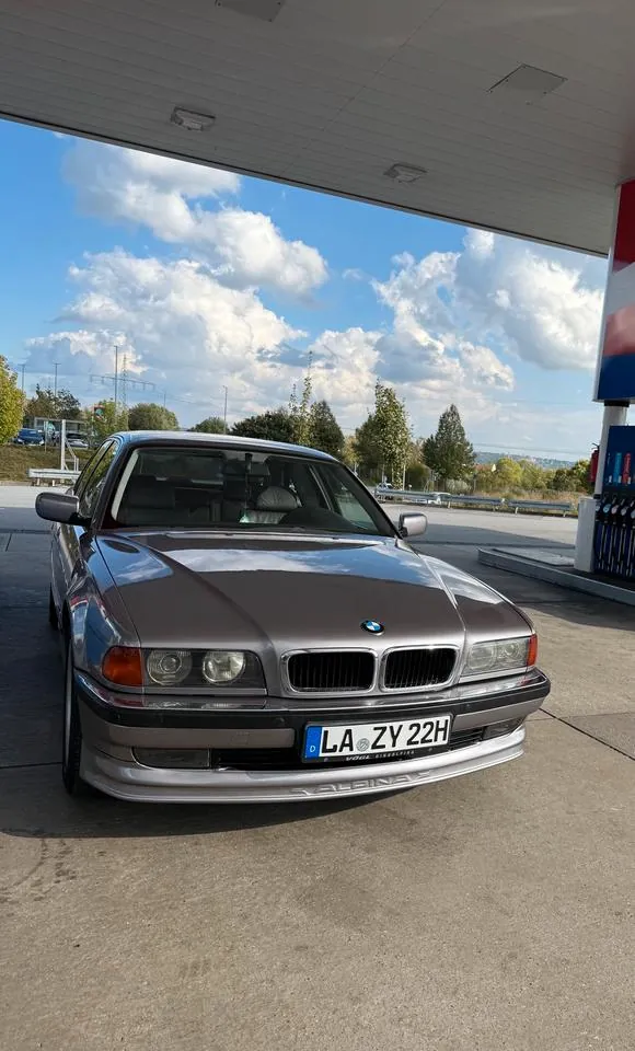 BMW E38