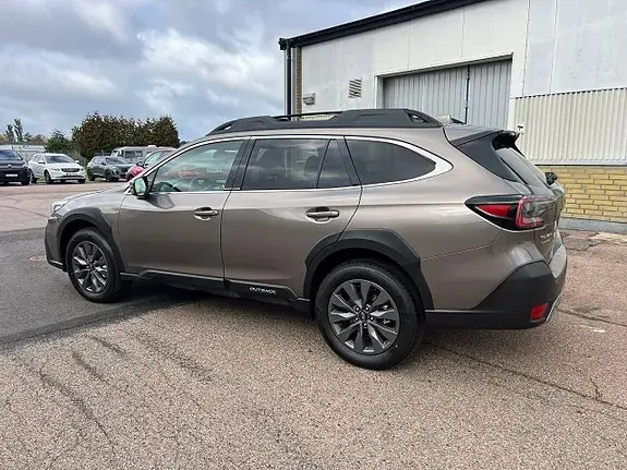 Subaru Outback 2025 photo 4