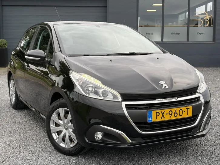 Peugeot 208 2017 photo 2