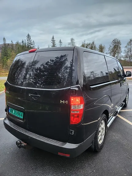 Hyundai H1 2010 photo 3