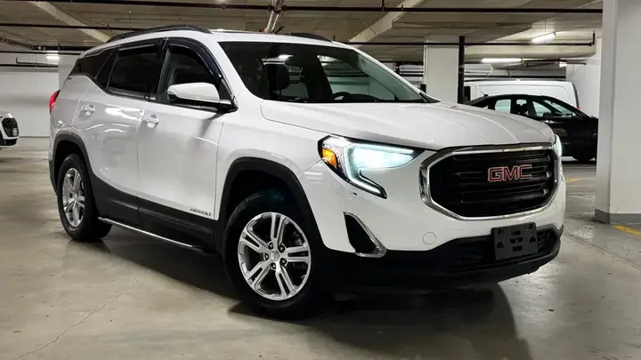 GMC Terrain 2018 photo 2