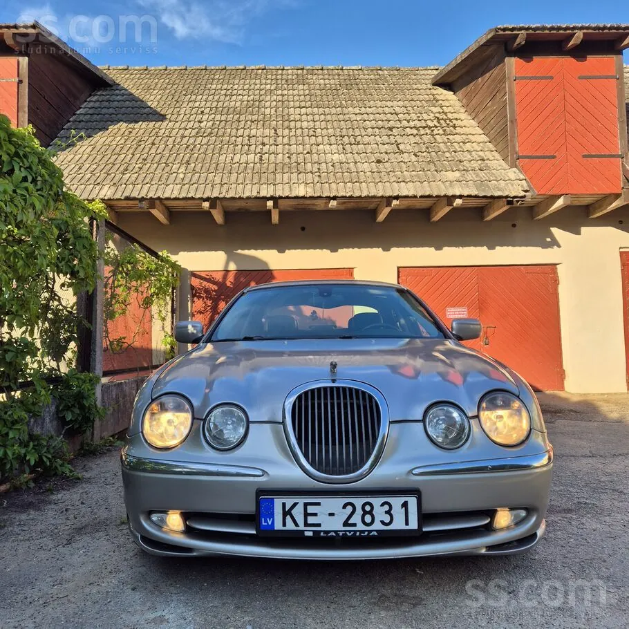 Jaguar S-Type 2000 photo 3