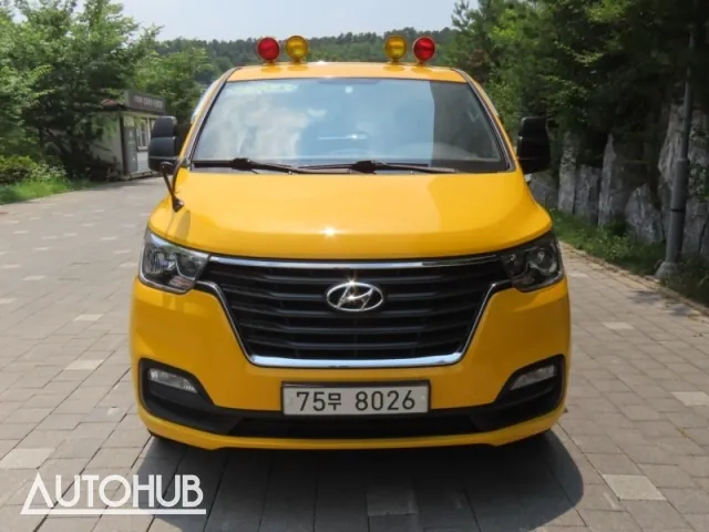 Hyundai Grand Starex