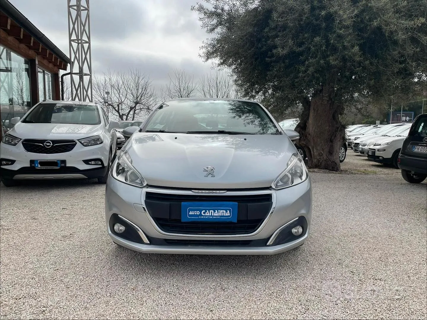 Peugeot 208 2016 photo 2