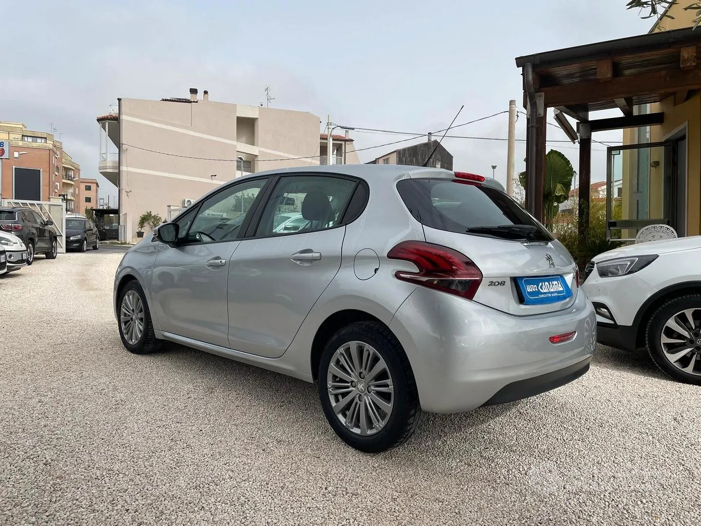 Peugeot 208 2016 photo 4