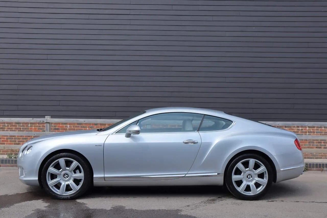 Bentley Continental 2011 photo 2