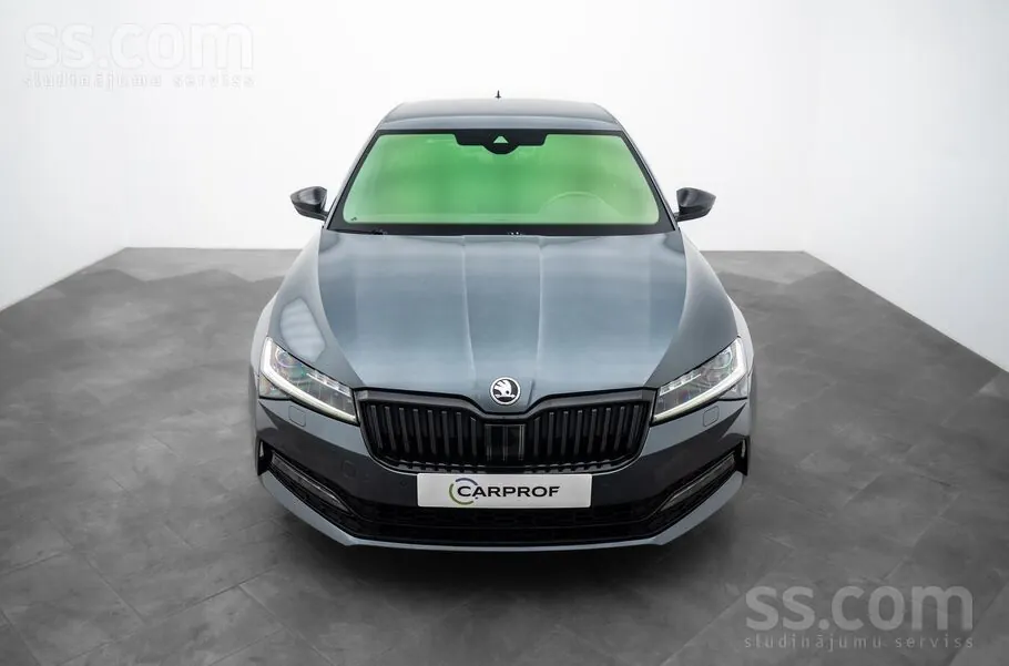 Skoda Superb 2019 photo 4